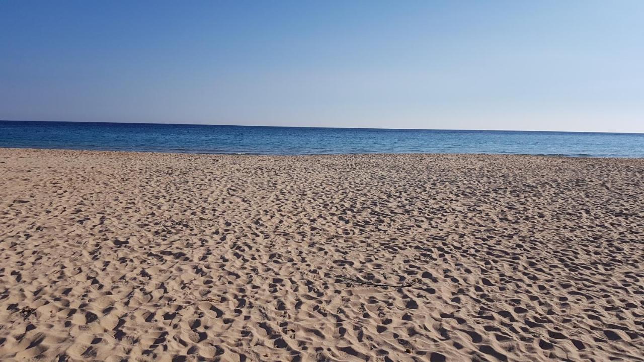 Villa Sul Mare A Chia ดอมุสเดมาเรีย ภายนอก รูปภาพ