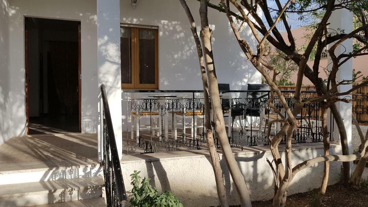 Villa Sul Mare A Chia ดอมุสเดมาเรีย ภายนอก รูปภาพ
