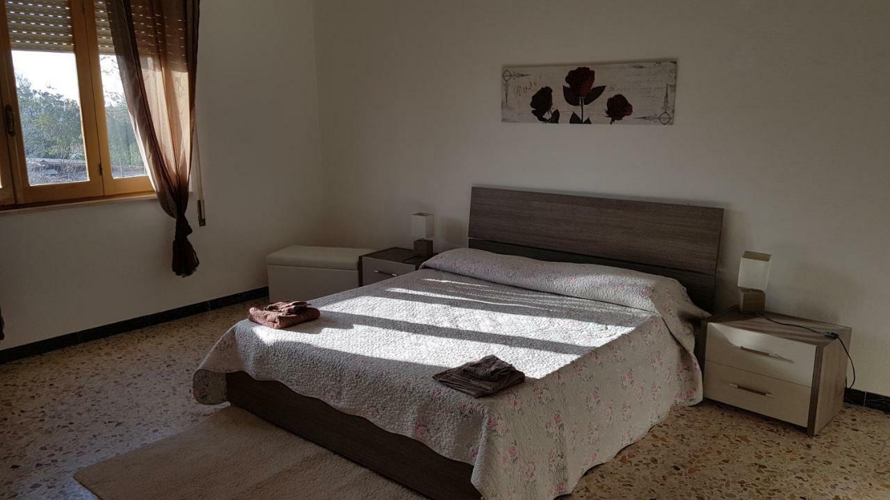 Villa Sul Mare A Chia ดอมุสเดมาเรีย ภายนอก รูปภาพ